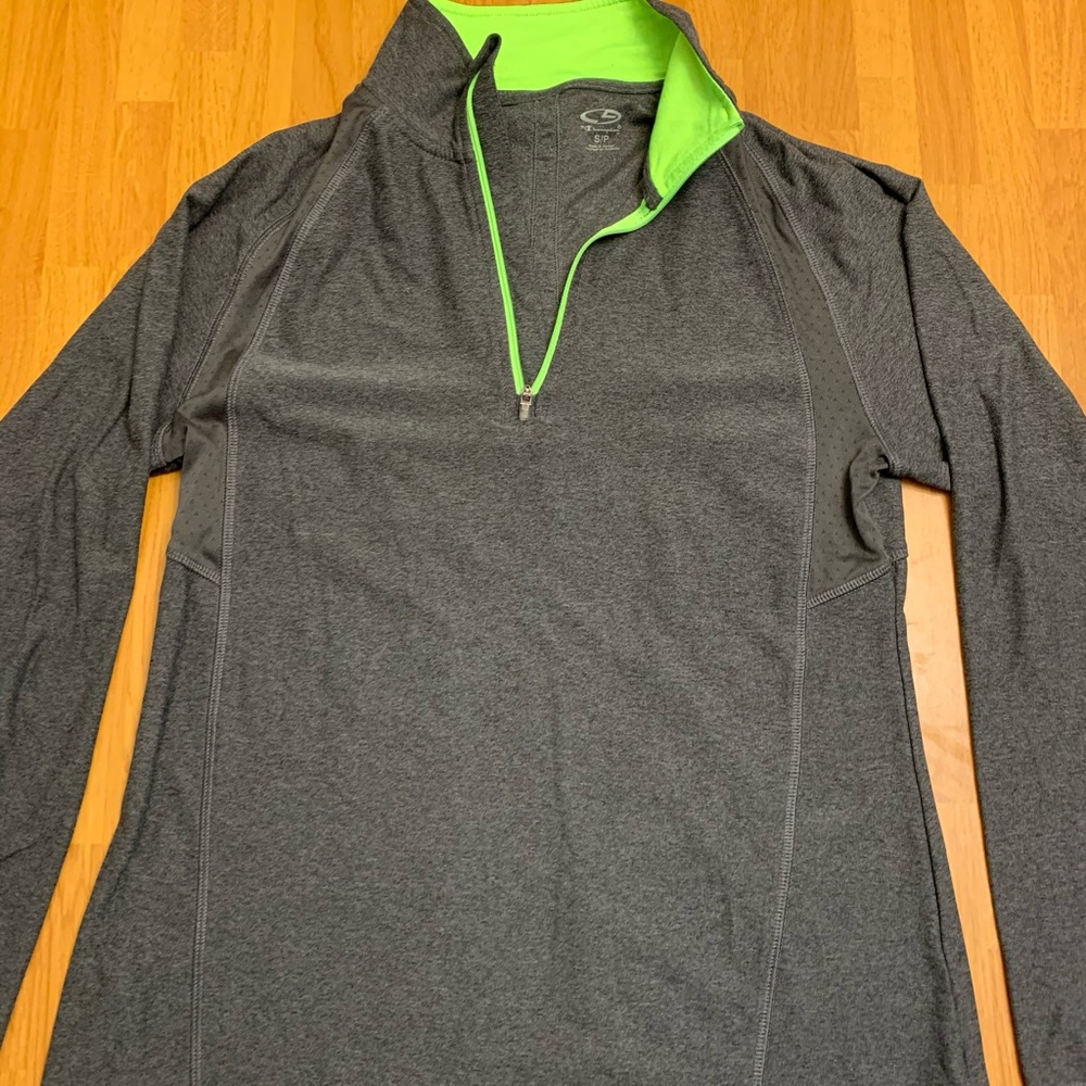 Quarter zip